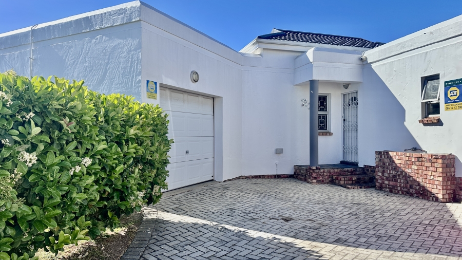 2 Bedroom Property for Sale in Lovemore Heights Estate Eastern Cape